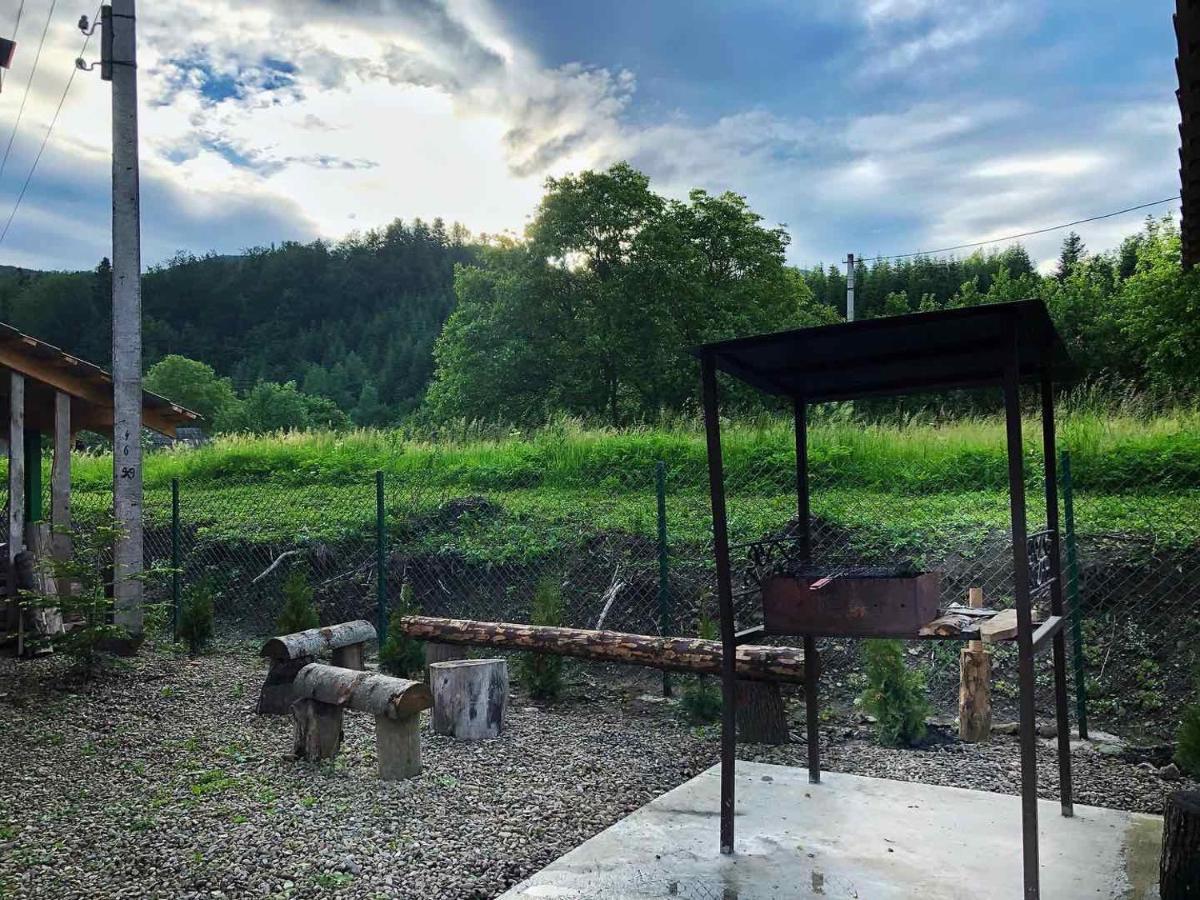 Villa Na uzlissi Myhove Esterno foto