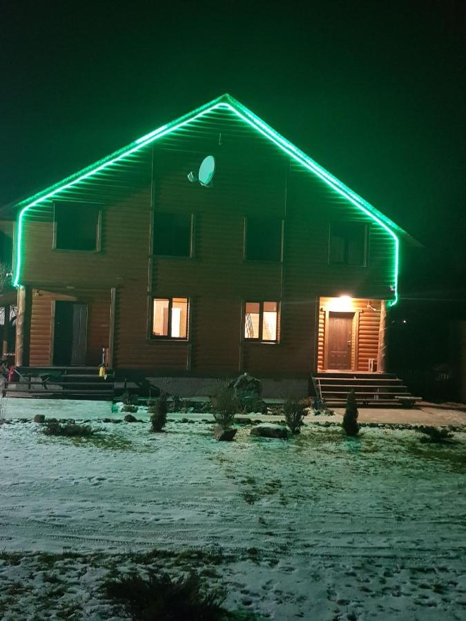 Villa Na uzlissi Myhove Esterno foto